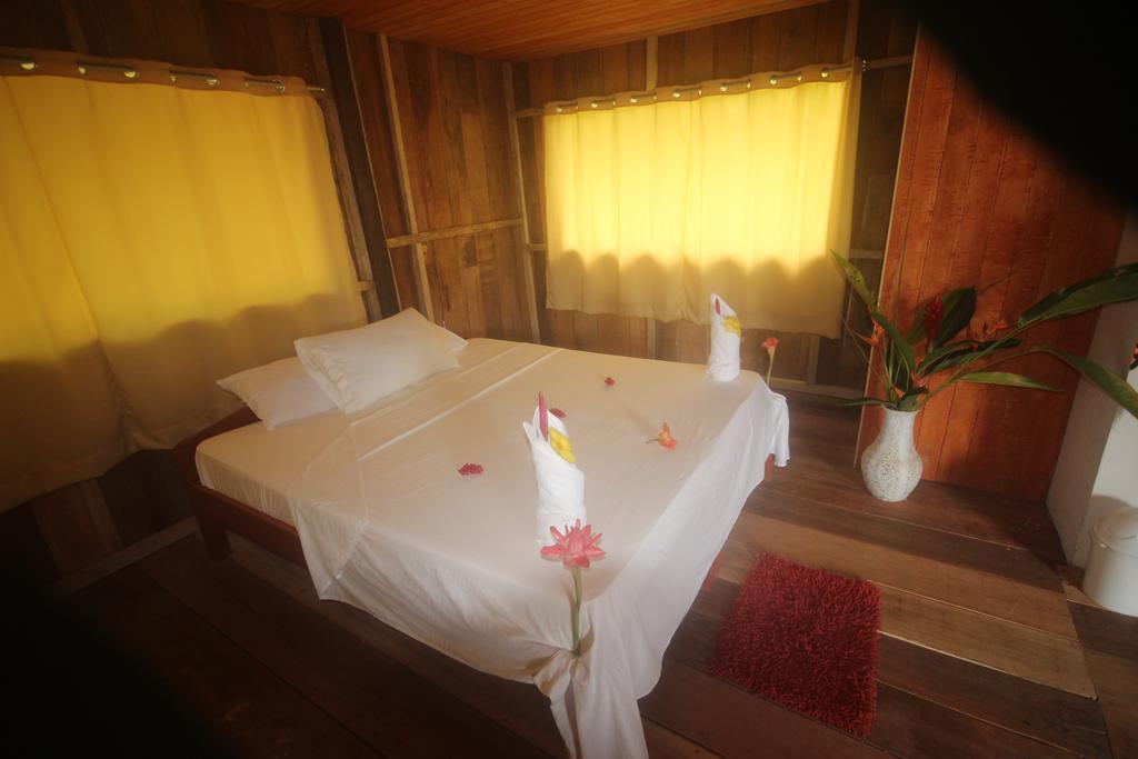 Amazon Rainforest Lodge Падре-Коча Экстерьер фото